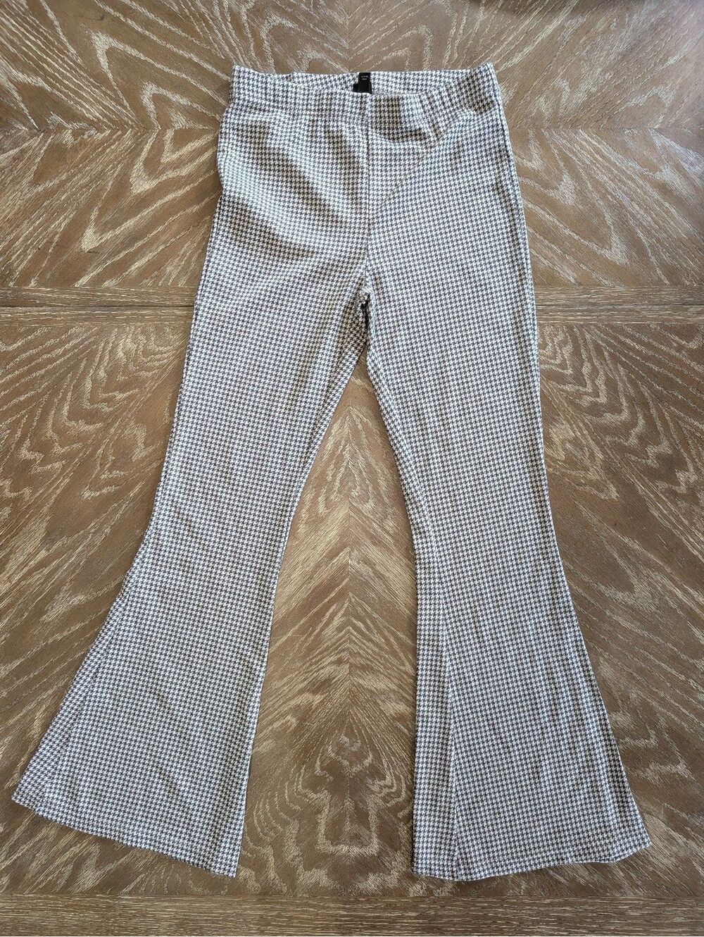 Black White Houndstooth Flared Knit Pants with Elastic Waist Band